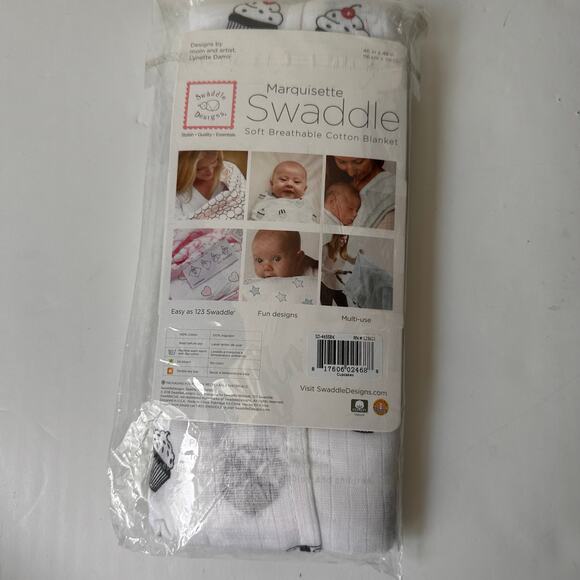 Swaddle Designs Marquisette Blanket - Cupcake Print - Picture 4 of 6